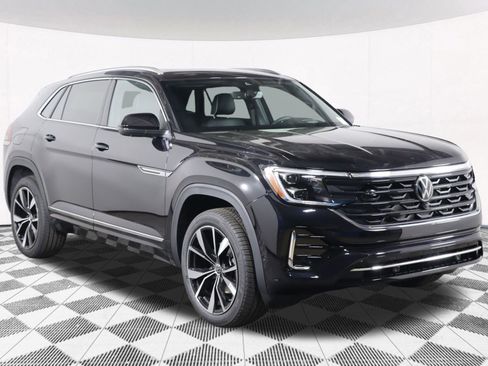 Used 2025 Volkswagen Atlas Cross Sport SEL Premium R-Line image 20