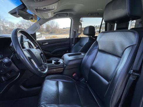 Used 2019 Chevrolet Tahoe LT AWD/4WD image 19