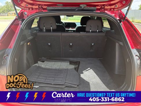 Used 2024 Chevrolet Trax RS w/ Sunroof Package FWD image 12