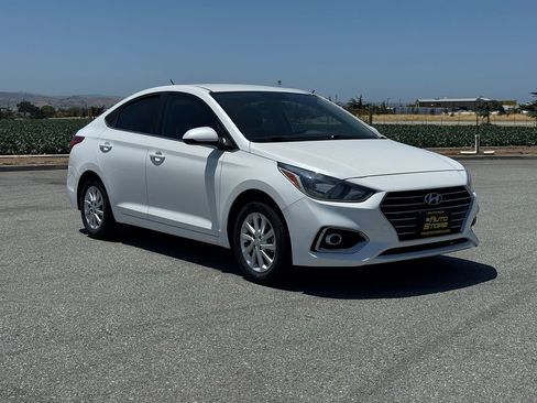 Used 2020 Hyundai Accent SEL w/ Cargo Package image 11