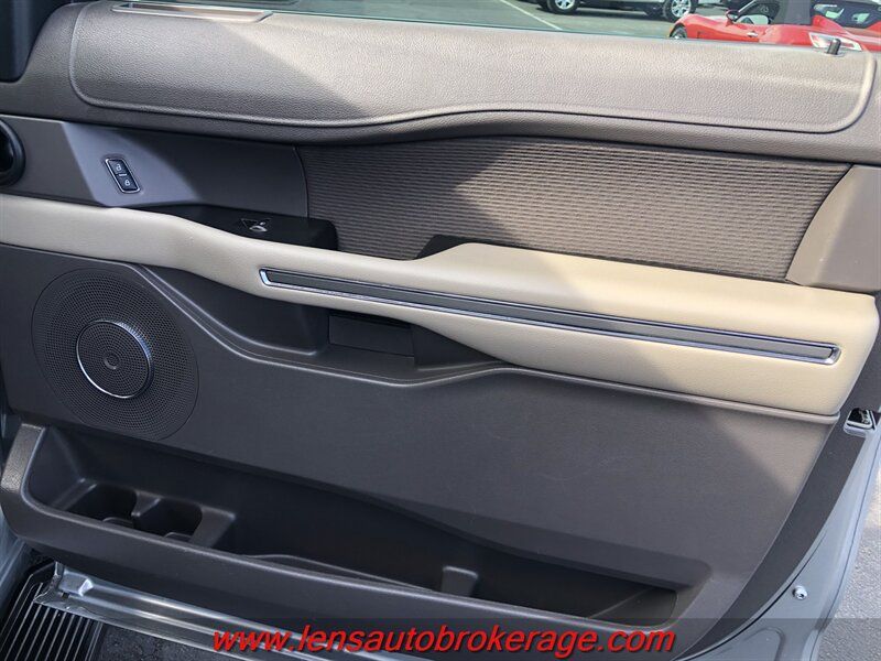 Used 2020 Ford Expedition XLT RWD image 19