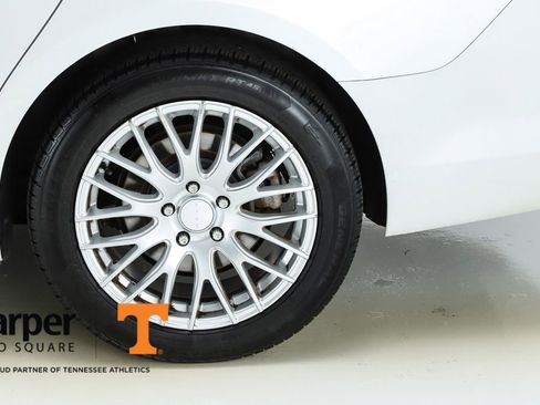 Used 2016 Buick LaCrosse Sport Touring w/ Experience Buick Package image 6