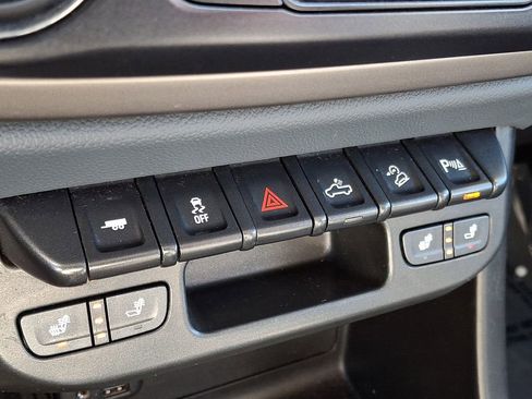 Used 2020 Chevrolet Colorado Z71 image 25