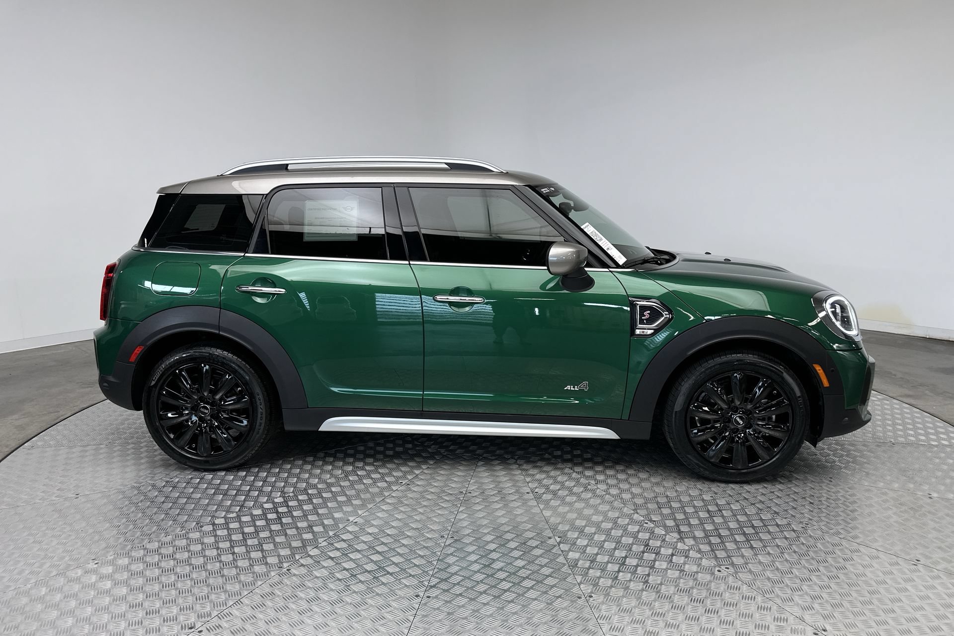 Certified 2024 MINI Cooper Countryman S AWD/4WD image 10
