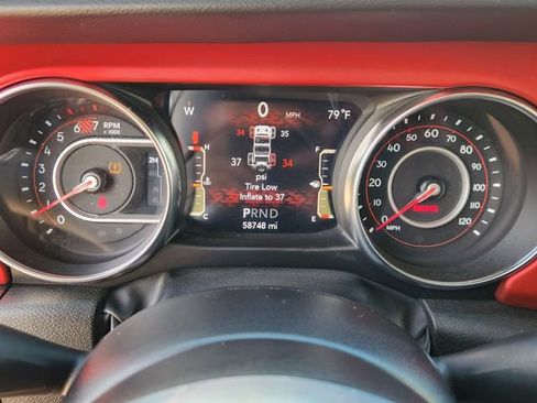 Used 2022 Jeep Wrangler Rubicon image 15