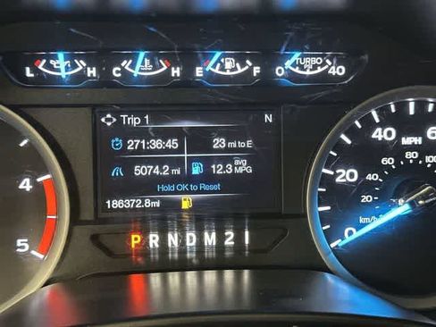 Used 2017 Ford F250 XLT w/ XLT Premium Package AWD/4WD image 16
