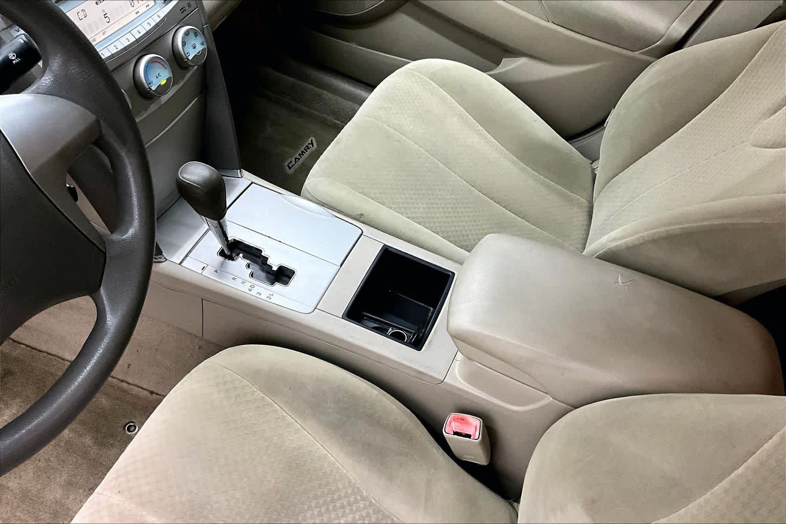 Used 2009 Toyota Camry LE FWD image 15