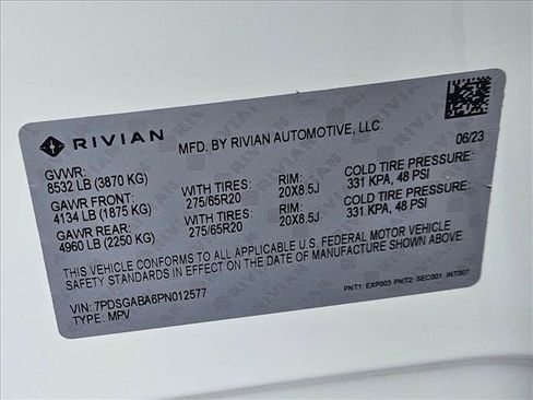Used 2023 Rivian R1S Adventure AWD/4WD image 23