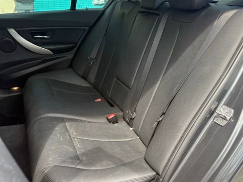 Used 2016 BMW 320i Sedan image 10