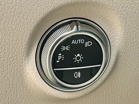 Certified 2026 Mercedes-Benz C 300 4MATIC Sedan image 17