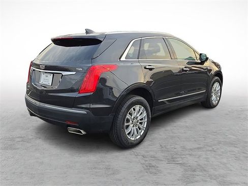 Used 2019 Cadillac XT5 AWD image 4