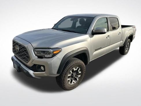 Used 2023 Toyota Tacoma TRD Off-Road w/ Black Out Package (TMS) image 9