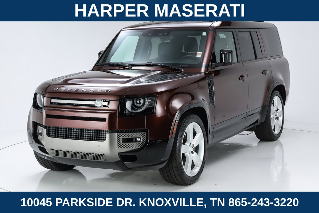 Used 2025 Land Rover Defender 130 X-Dynamic SE AWD/4WD image 1
