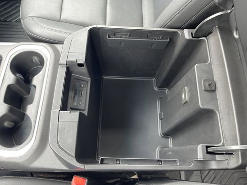 Used 2022 Chevrolet Silverado 1500 LTZ image 31