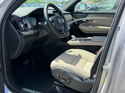 New 2026 Volvo XC90 B6 Plus AWD/4WD image 14