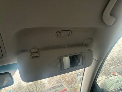 Used 2012 Hyundai Sonata Base image 37