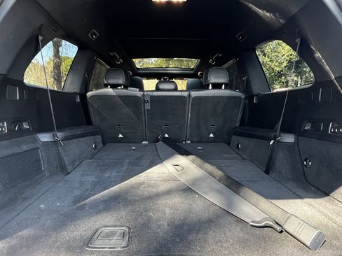 Used 2023 Mercedes-Benz GLS 450 4MATIC w/ AMG Line Exterior image 49