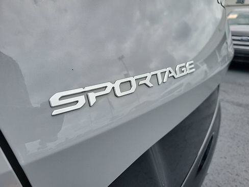 Used 2024 Kia Sportage SX FWD image 8