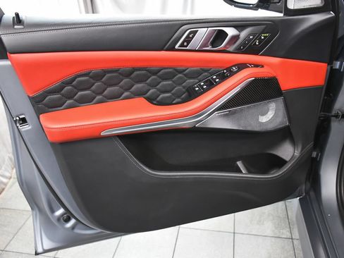 Used 2025 BMW X5 M Competition w/ Executive Package AWD/4WD image 9