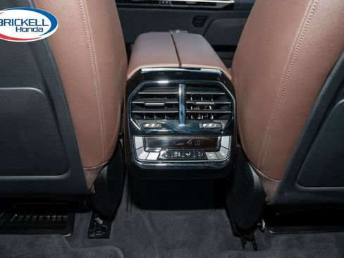 Used 2023 BMW iX xDrive50 w/ Premium Package AWD/4WD image 19