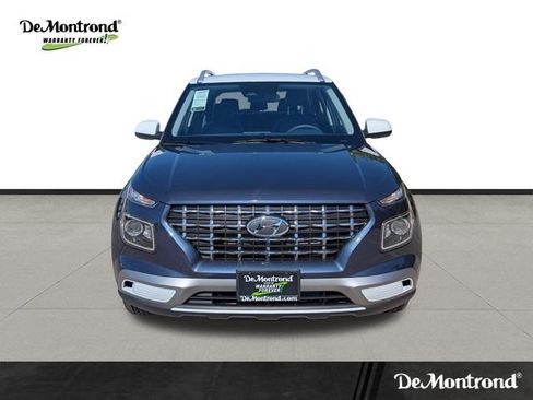New 2026 Hyundai Venue SEL FWD image 2