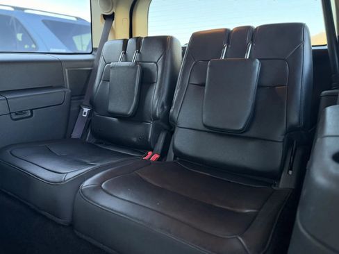 Used 2019 Ford Flex Limited image 17