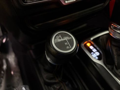 Used 2023 Jeep Gladiator Overland image 28