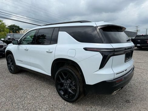 Used 2026 Chevrolet Traverse RS w/ LPO, Floor Liner Package AWD/4WD image 3