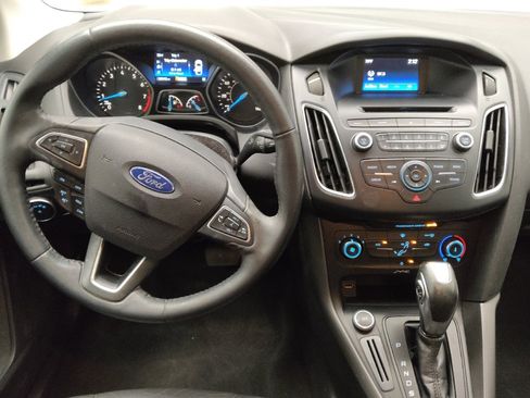 Used 2015 Ford Focus SE w/ Equipment Group 201A FWD image 22