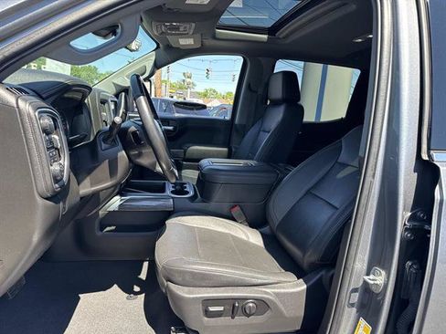 Used 2021 Chevrolet Silverado 1500 LTZ w/ LTZ Premium Package AWD/4WD image 30