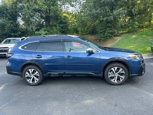 Used 2021 Subaru Outback Touring AWD/4WD image 2