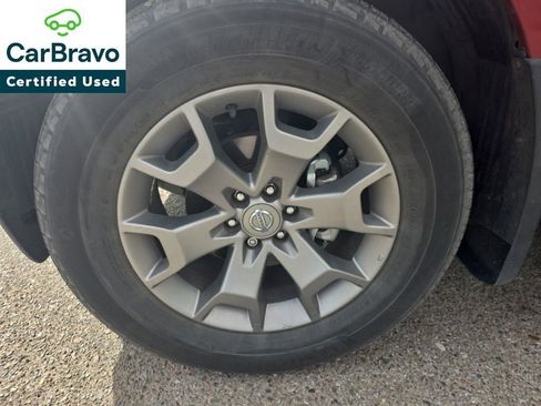 Used 2021 Nissan Frontier SV RWD image 2