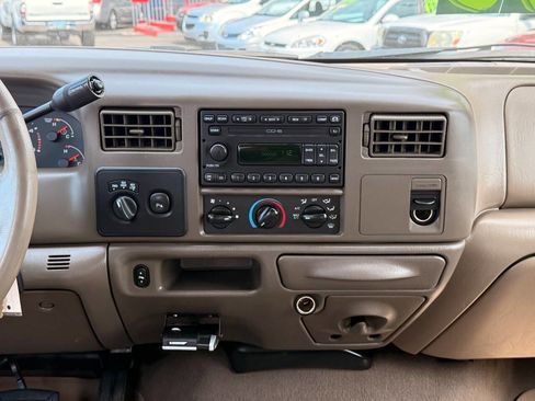 Used 2003 Ford F350 Lariat image 24