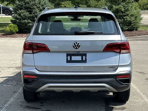 Used 2024 Volkswagen Taos S AWD/4WD image 4