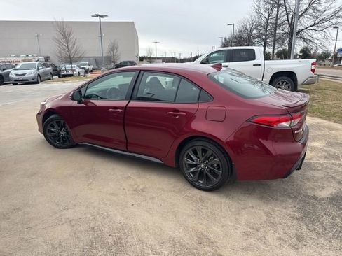 Used 2025 Toyota Corolla SE image 5