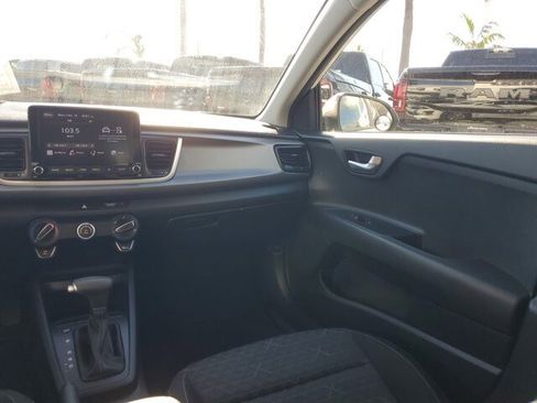 Used 2023 Kia Rio S image 15