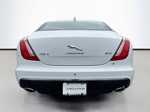 Used 2017 Jaguar XJ L Portfolio image 4
