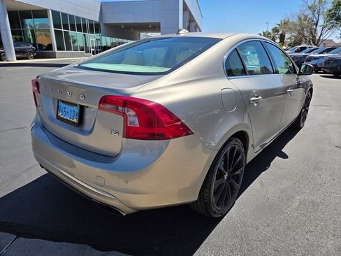 Used 2016 Volvo S60 T5 Inscription Platinum FWD image 4