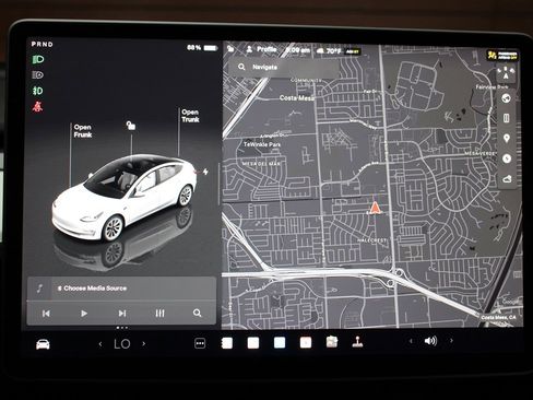 Used 2022 Tesla Model 3 image 22