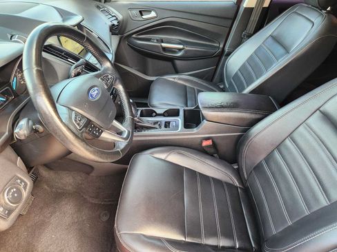Used 2019 Ford Escape SEL FWD image 12