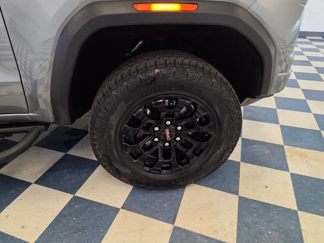 Used 2026 GMC Canyon Elevation w/ Convenience Package RWD image 11
