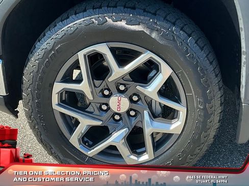 Used 2022 GMC Sierra 1500 SLT w/ SLT Premium Plus Package image 23