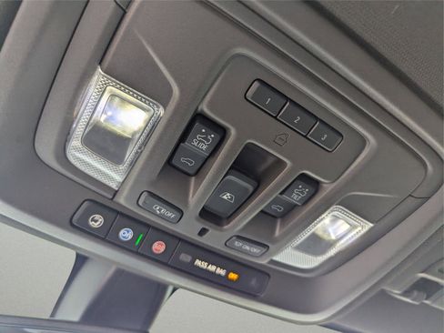 Used 2021 Chevrolet Silverado 1500 LTZ image 38