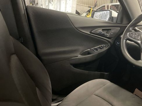 Used 2024 Chevrolet Malibu LS image 15