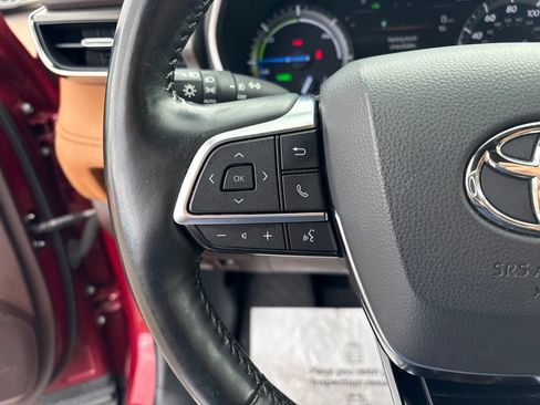 Used 2021 Toyota Highlander Platinum AWD/4WD image 22