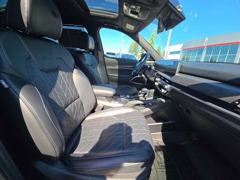 Used 2025 Kia Telluride SX Prestige X-Line AWD/4WD image 11