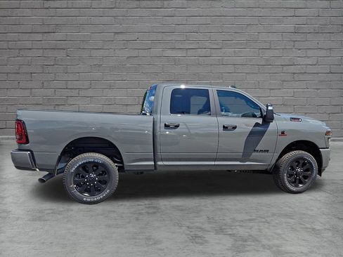 New 2026 RAM 2500 Big Horn AWD/4WD image 9