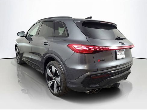 New 2026 Audi SQ5 Premium Plus image 4