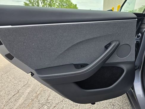 Used 2025 Tesla Model 3 Long Range image 29
