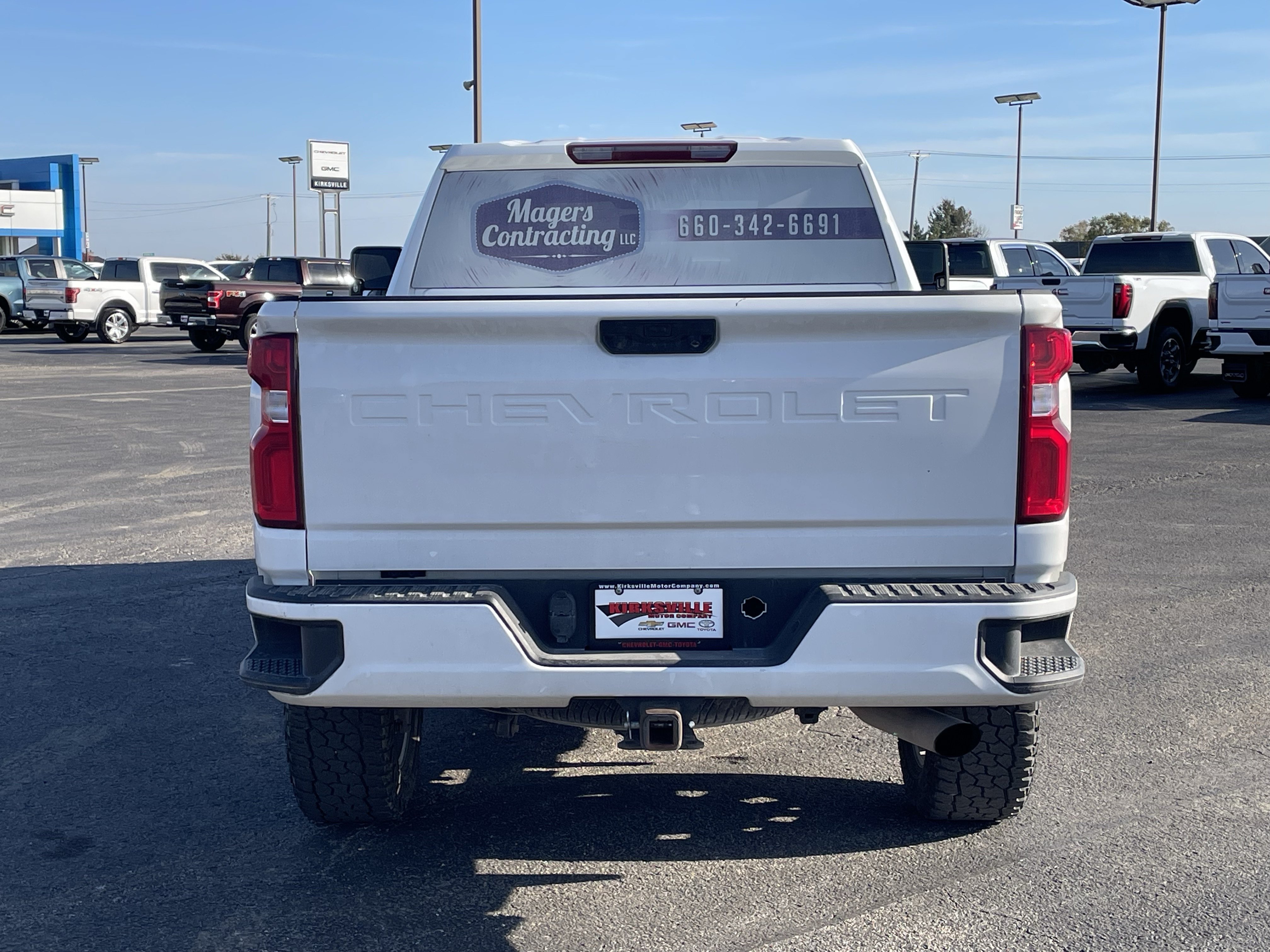 Used 2021 Chevrolet Silverado 2500 Custom w/ Custom Value Package AWD/4WD image 5